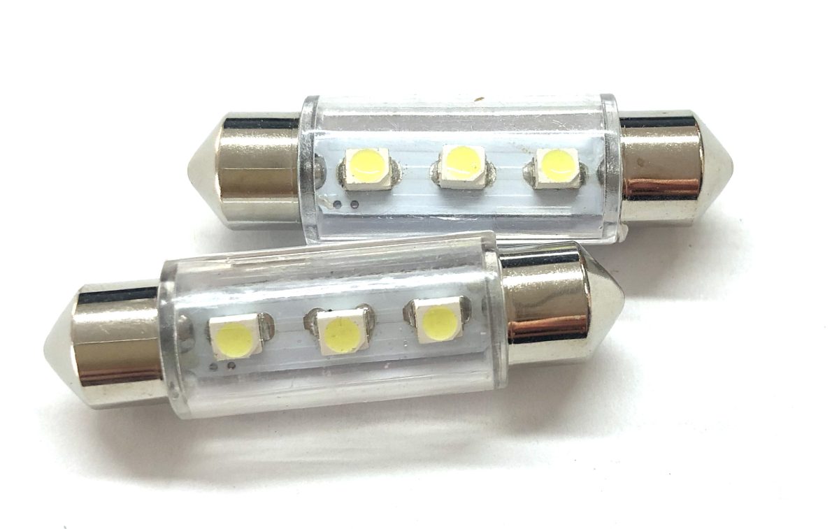 Автолампа T11(C5W) 24V 5W SV8.5 3 SMD диод белая 902872 NORD YADA (NY)